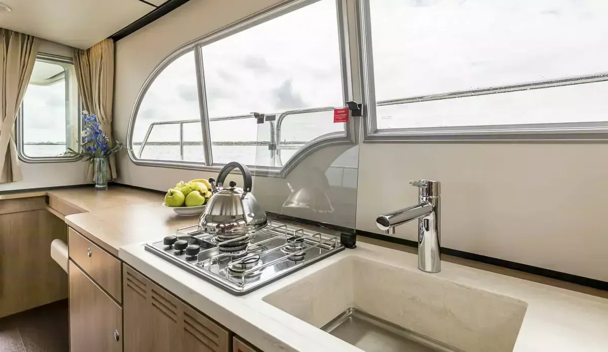 Linssen GS 30.0 Sedan | Amy