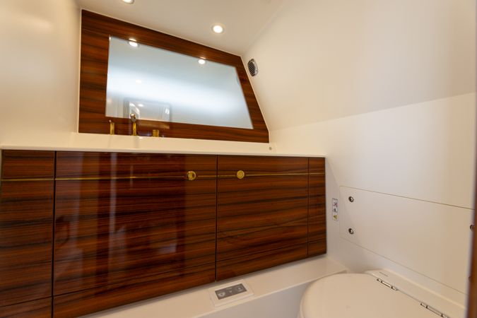 X-Yachts X Power 33 | 22