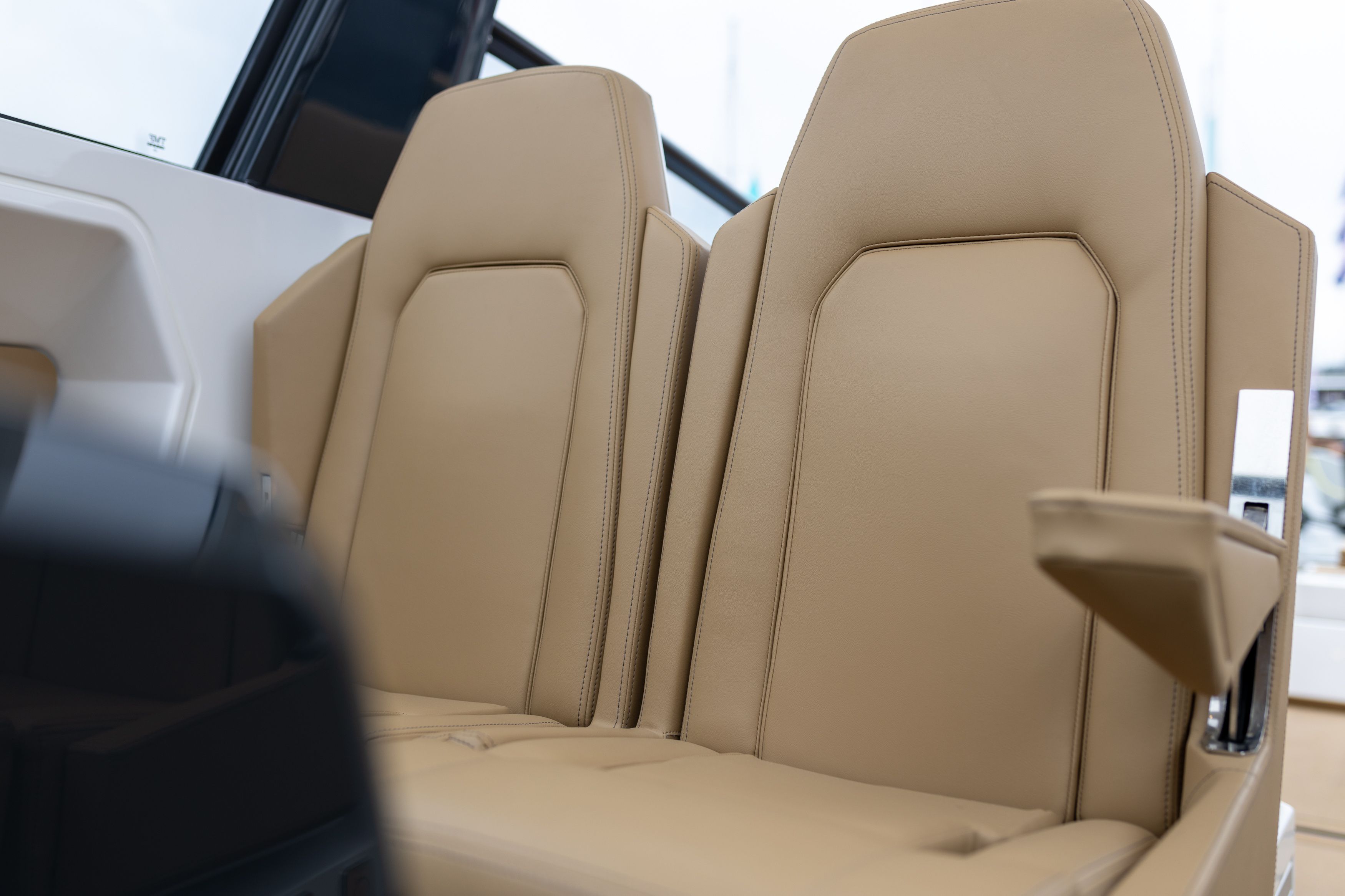 X-Yachts X Power 33 | 22