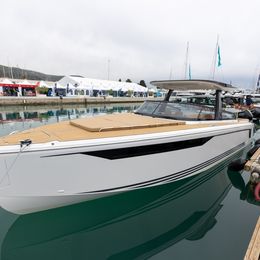 X-Yachts X Power 33 | 22