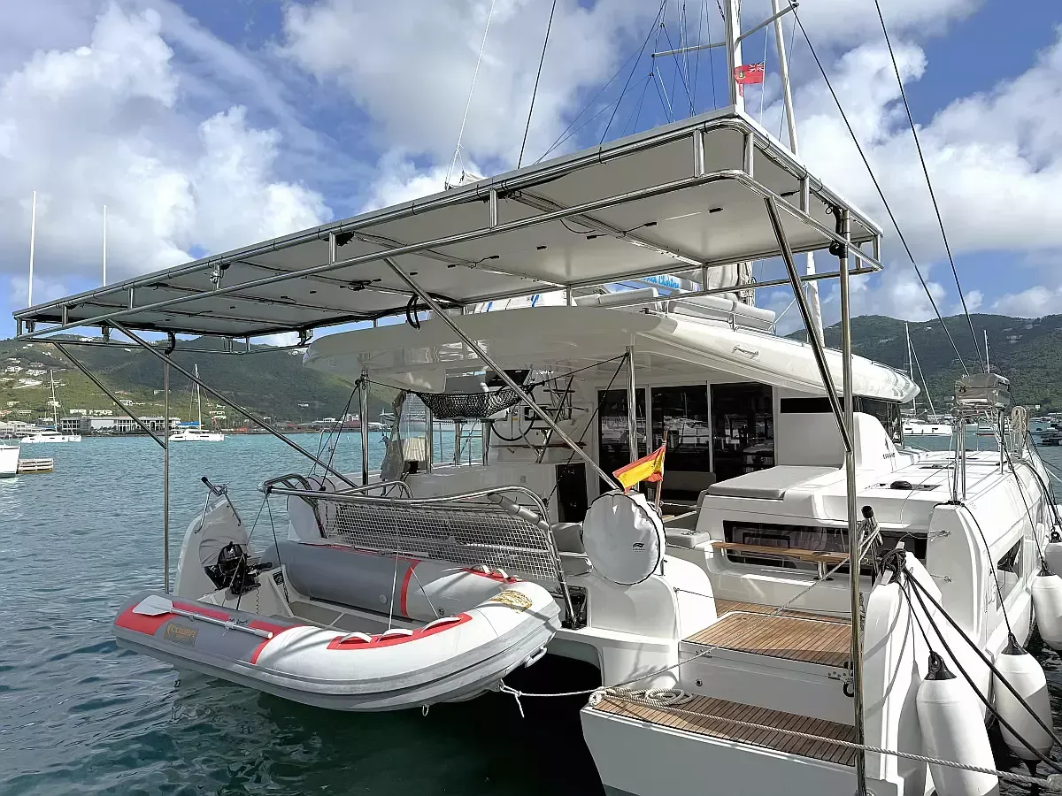 Lagoon 43 | White Pearl