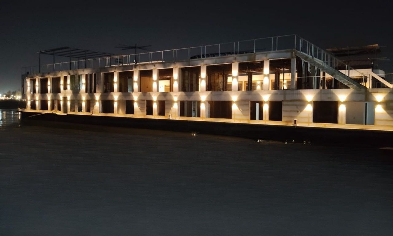 Custom Built 196 | Hathor