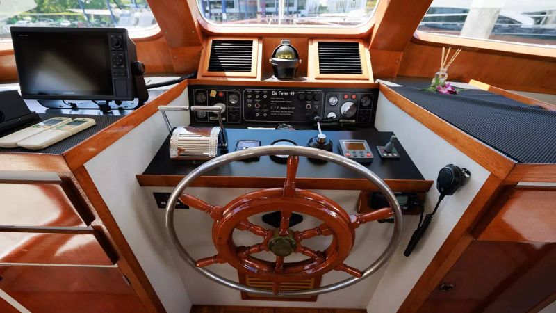 Defever 49 | Sea Princess