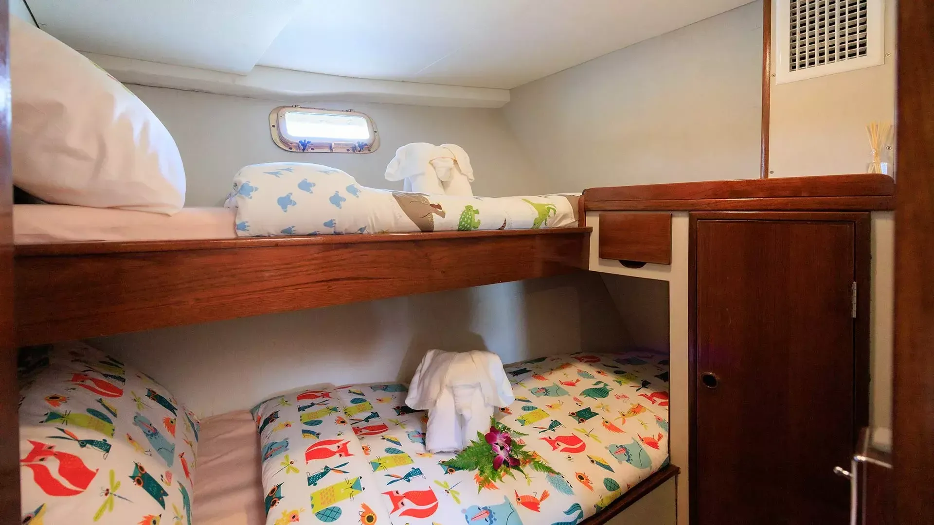 Defever 49 | Sea Princess