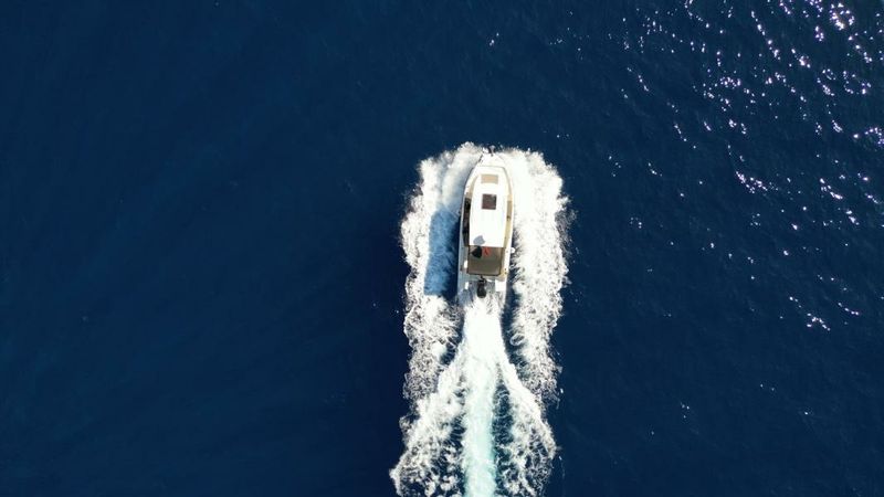 Quicksilver 805 | Plana