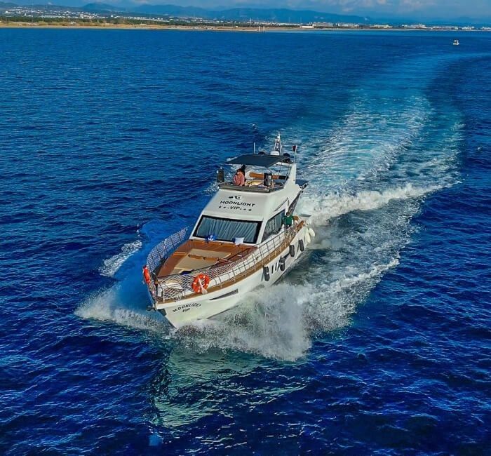 Custom Built 46 | Moonlight VIP