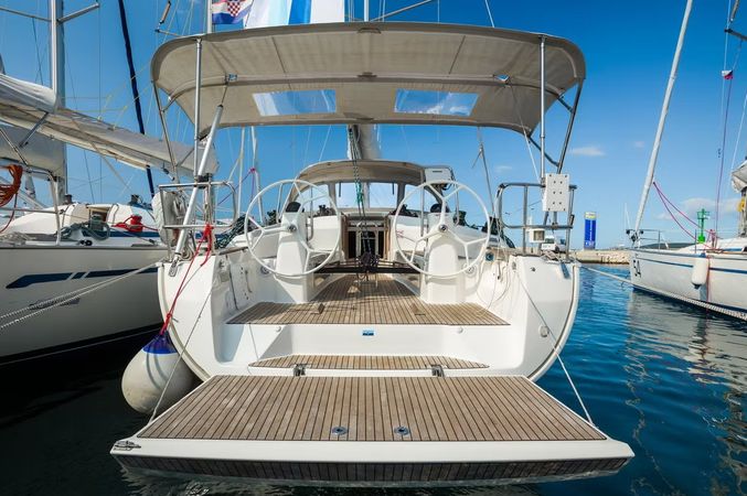Bavaria Cruiser 40S | Blue Magic