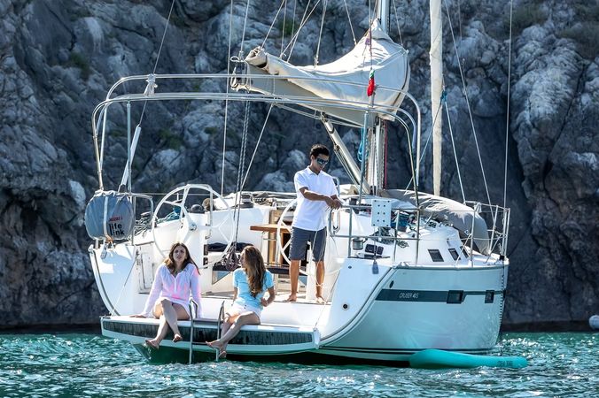 Bavaria Cruiser 40S | Blue Magic