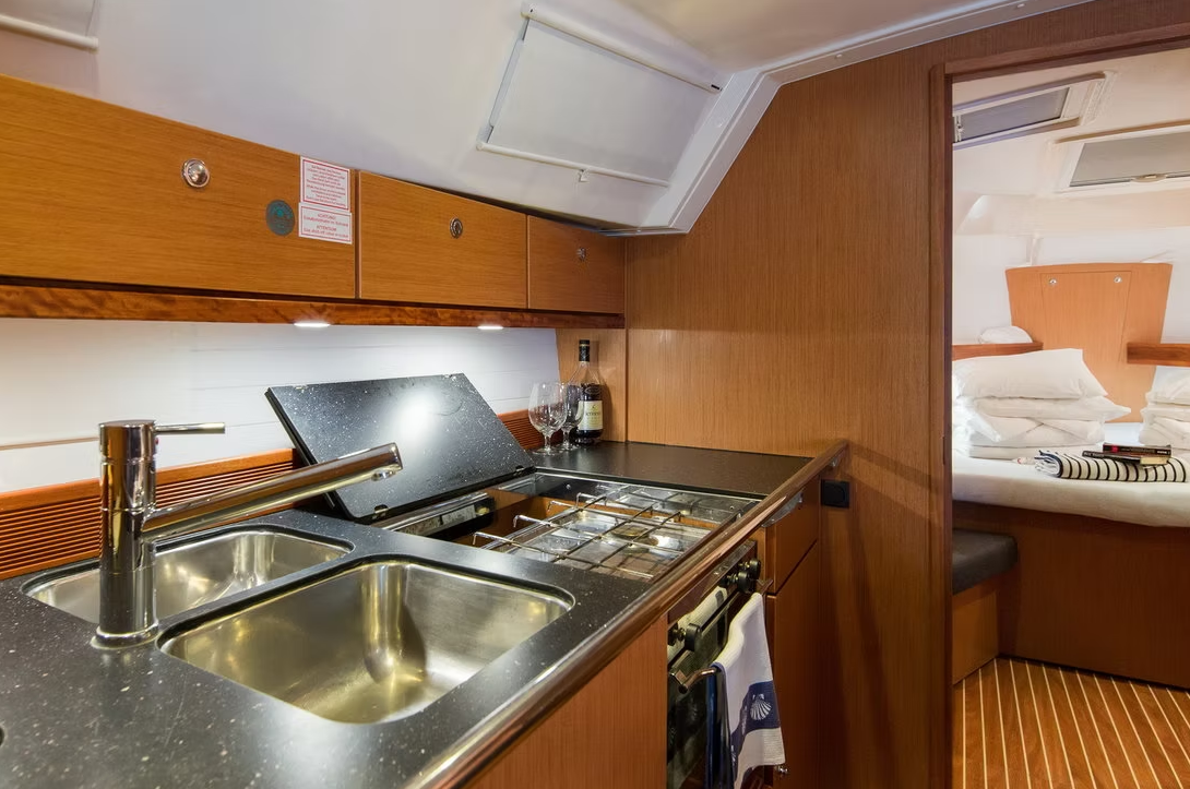 Bavaria Cruiser 40S | Blue Magic