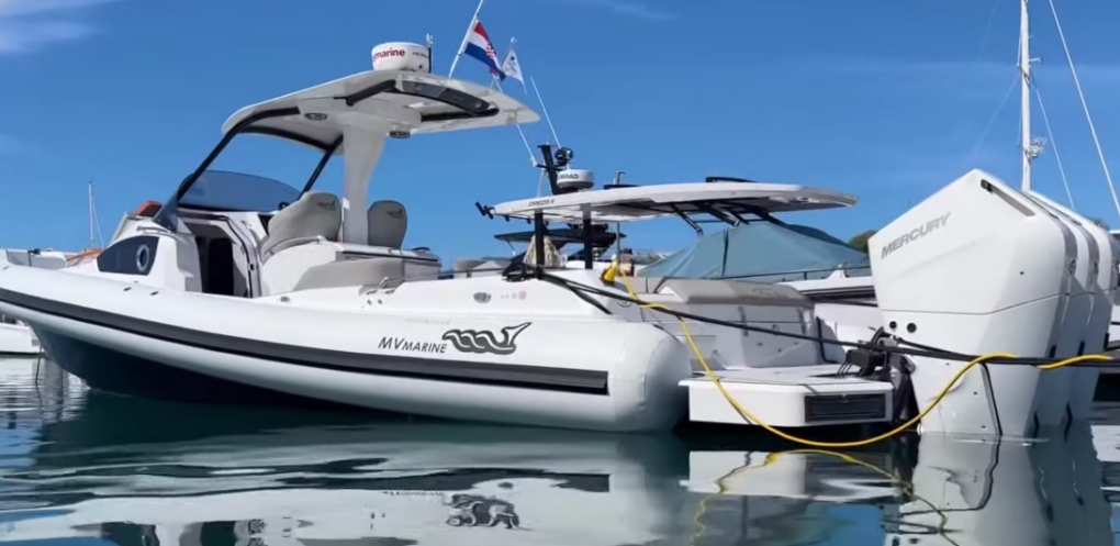 MV Marine 40 | 24