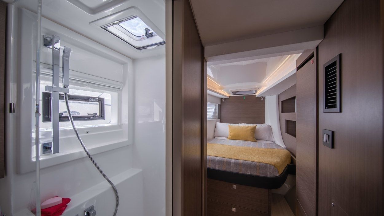 Leopard 42 | Sunsail 22