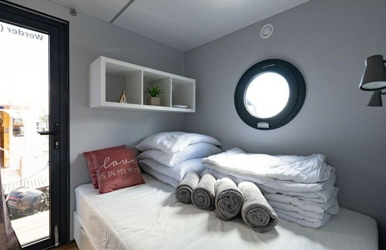 La Mare Apart M | Tante Erna