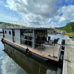 La Mare Apart EL | Hele