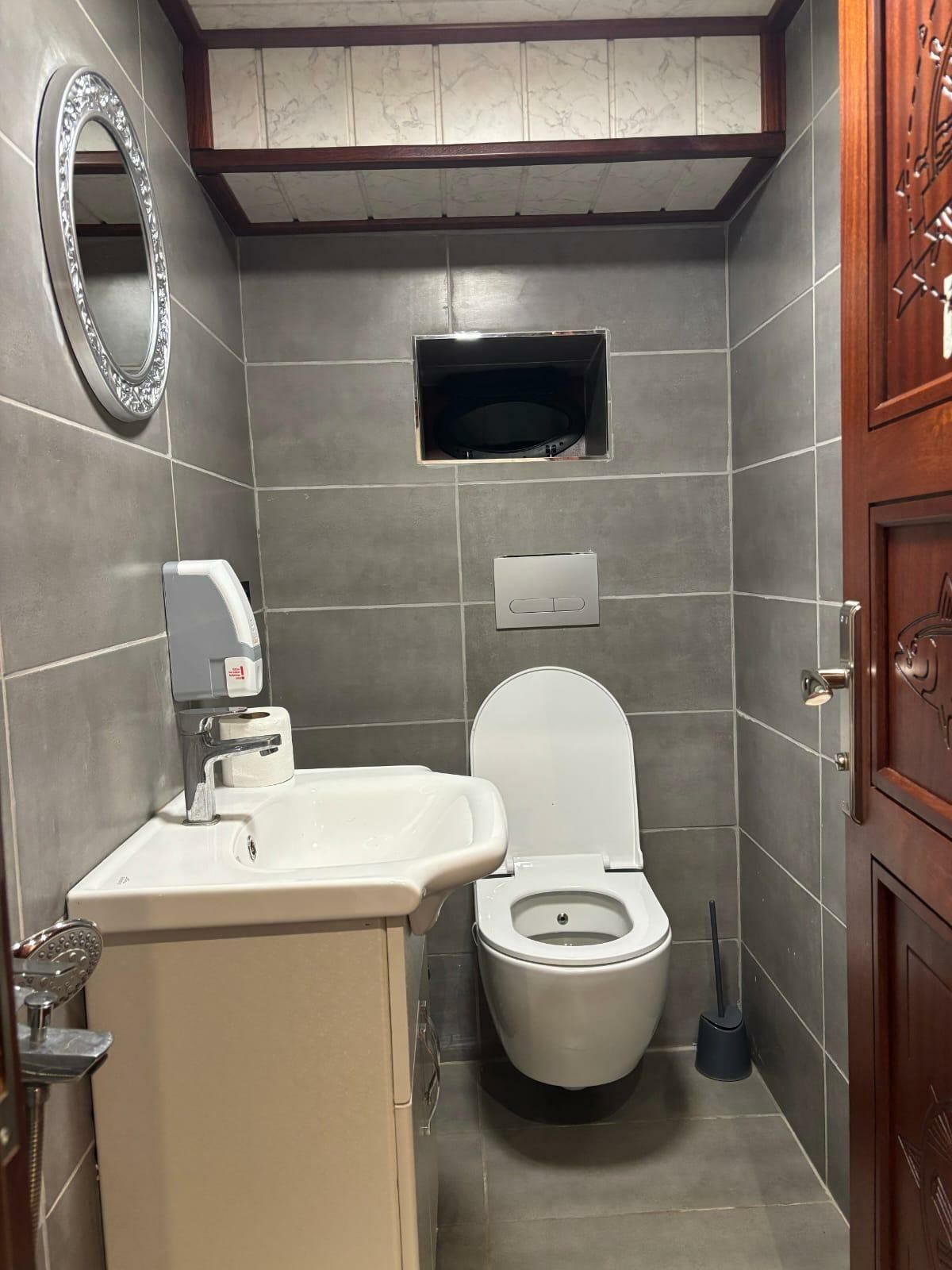 Custom Built 65 | Sevgi Ana