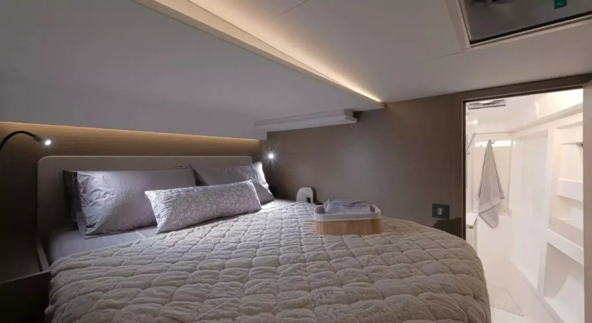 Leopard 46 | Sunsail 24