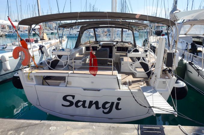 Dufour 530 | Sangi