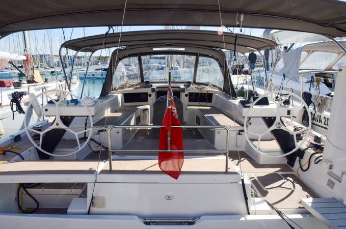Dufour 530 | Sangi