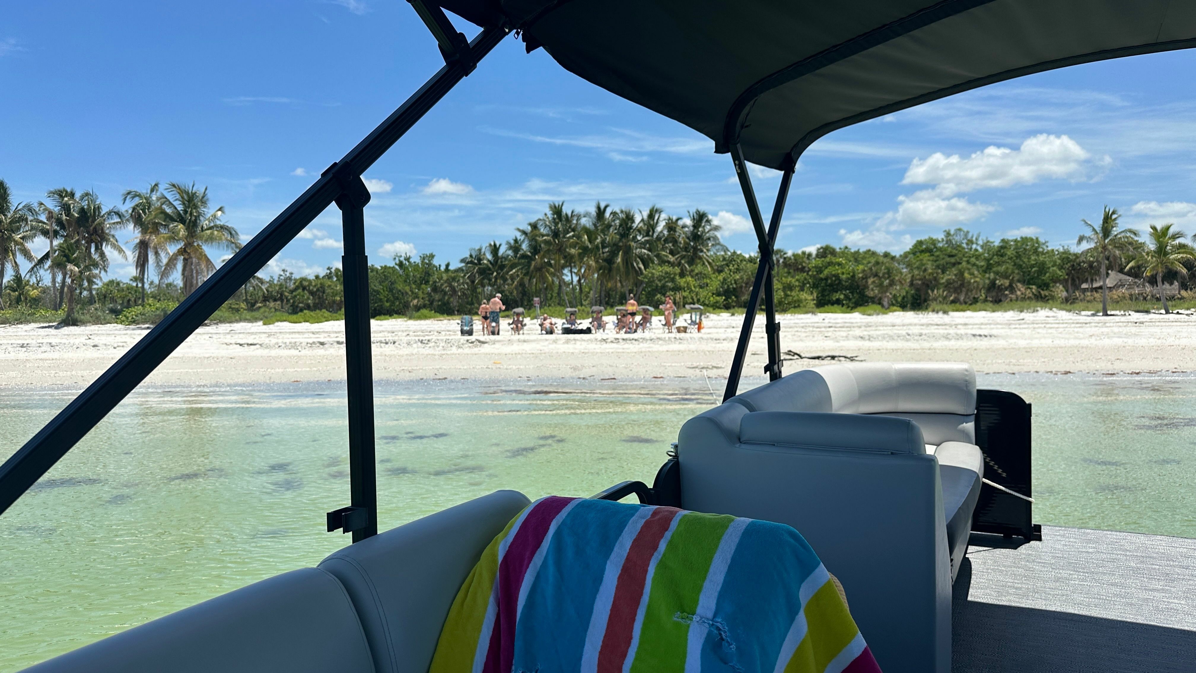 Godfrey Sweetwater 2286 SFL | White Pearl