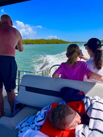 Godfrey Sweetwater 2286 SFL | White Pearl