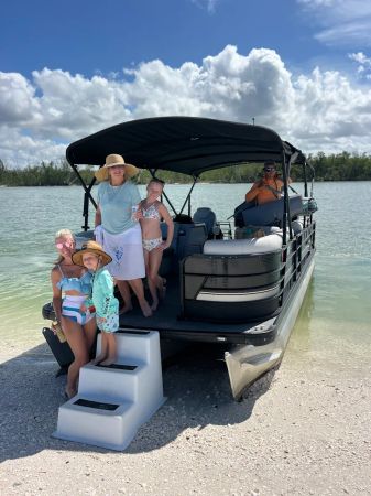 Godfrey Sweetwater 2286 SFL | White Pearl