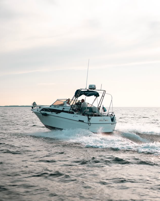 Custom Built 25 | Stella Maris