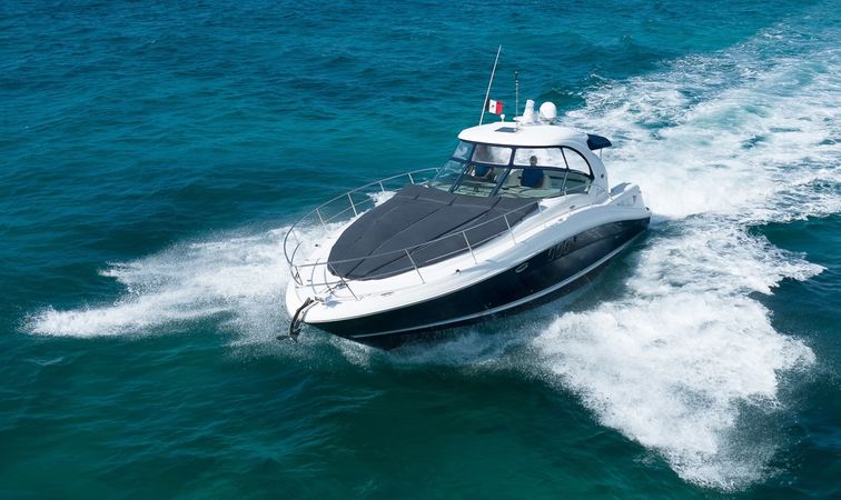 Sea Ray Sundancer 40 | Blue Ray