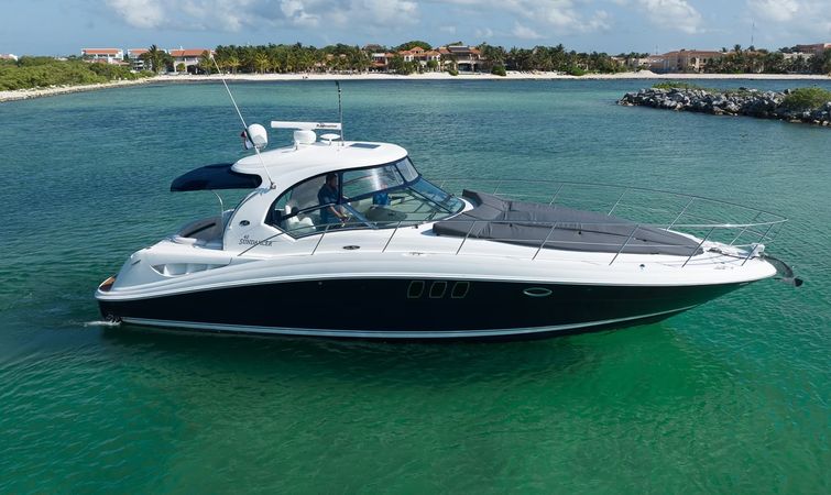 Sea Ray Sundancer 40 | Blue Ray