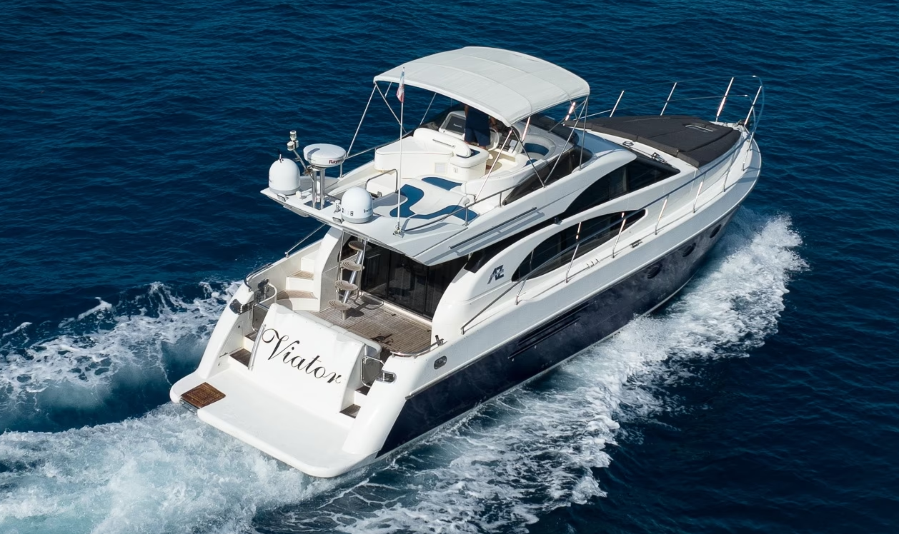 Azimut 50 Fly | Viator