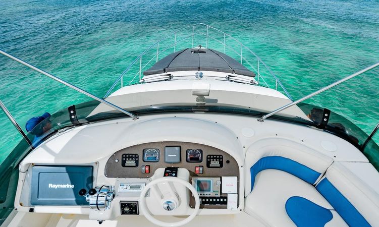 Azimut 50 Fly | Viator