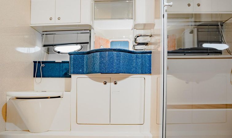 Azimut 50 Fly | Viator