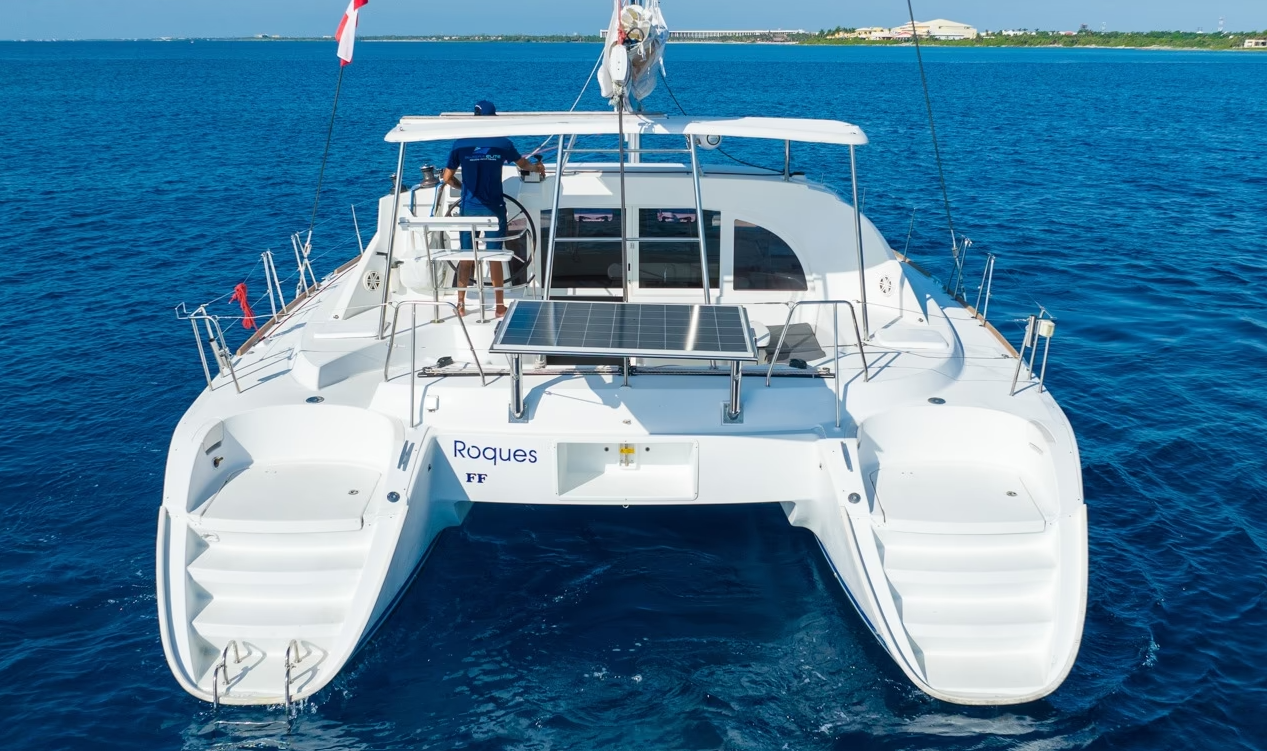 Lagoon 380 | Roques