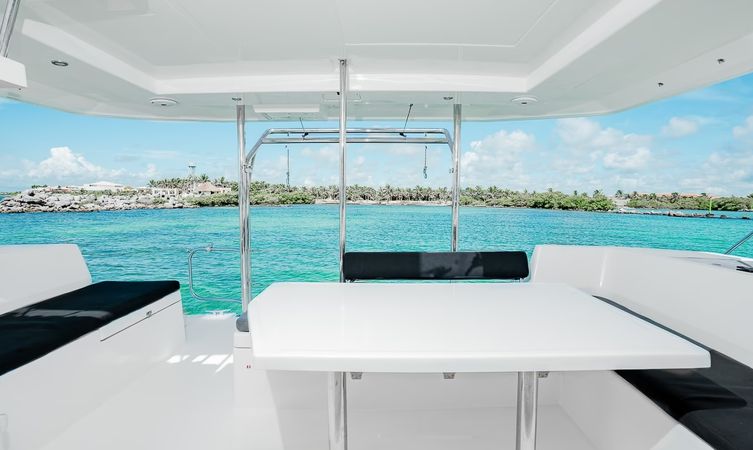 Leopard 40 | Jonathan