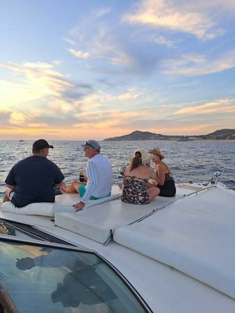 Sea Ray 400 | Cheers 1