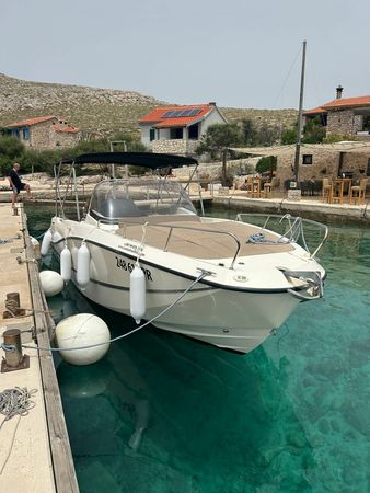 Quicksilver 755 | 20