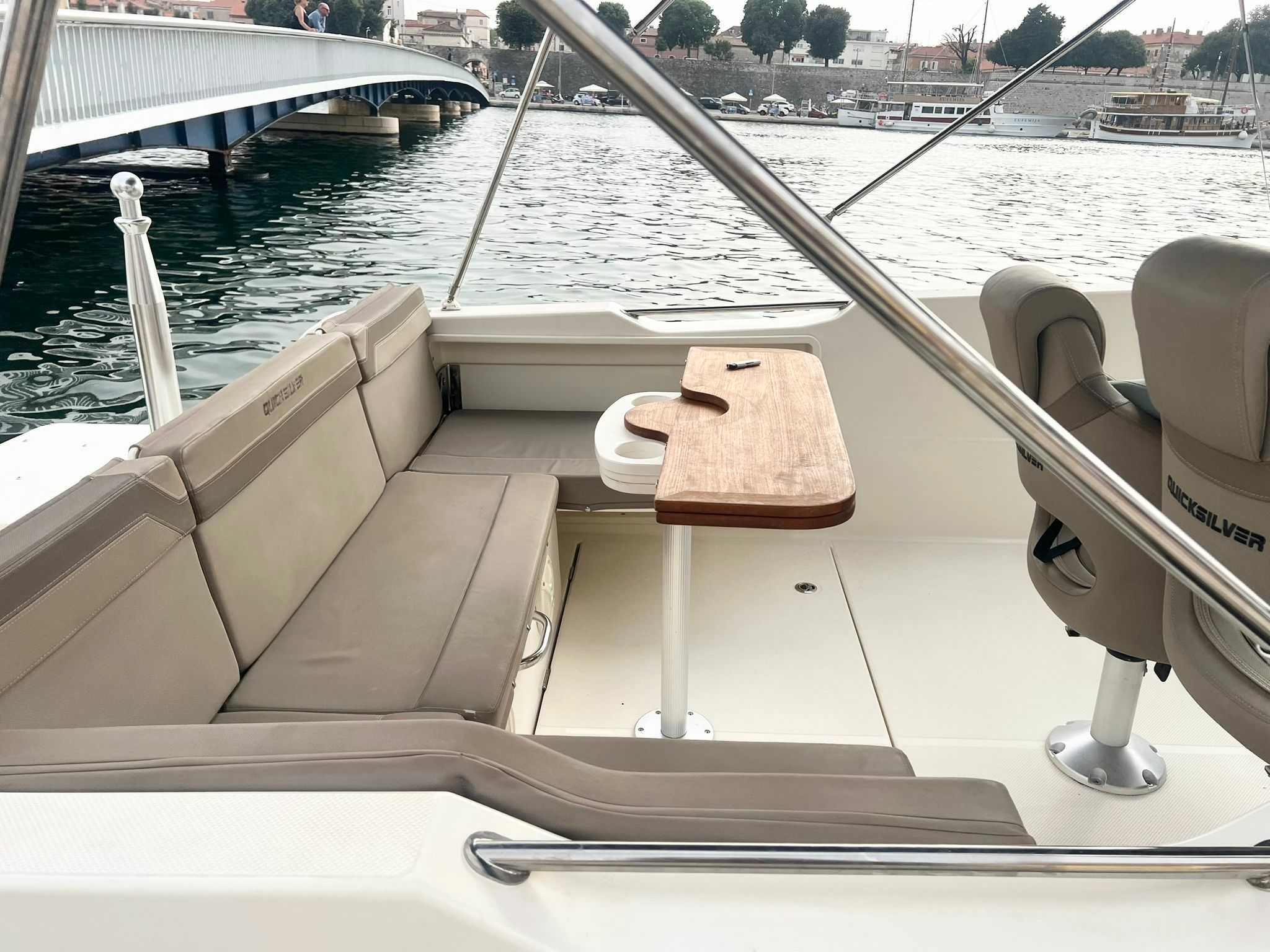 Quicksilver 755 | 20