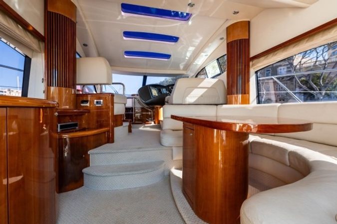 Sunseeker Predator 52 | Aino 2