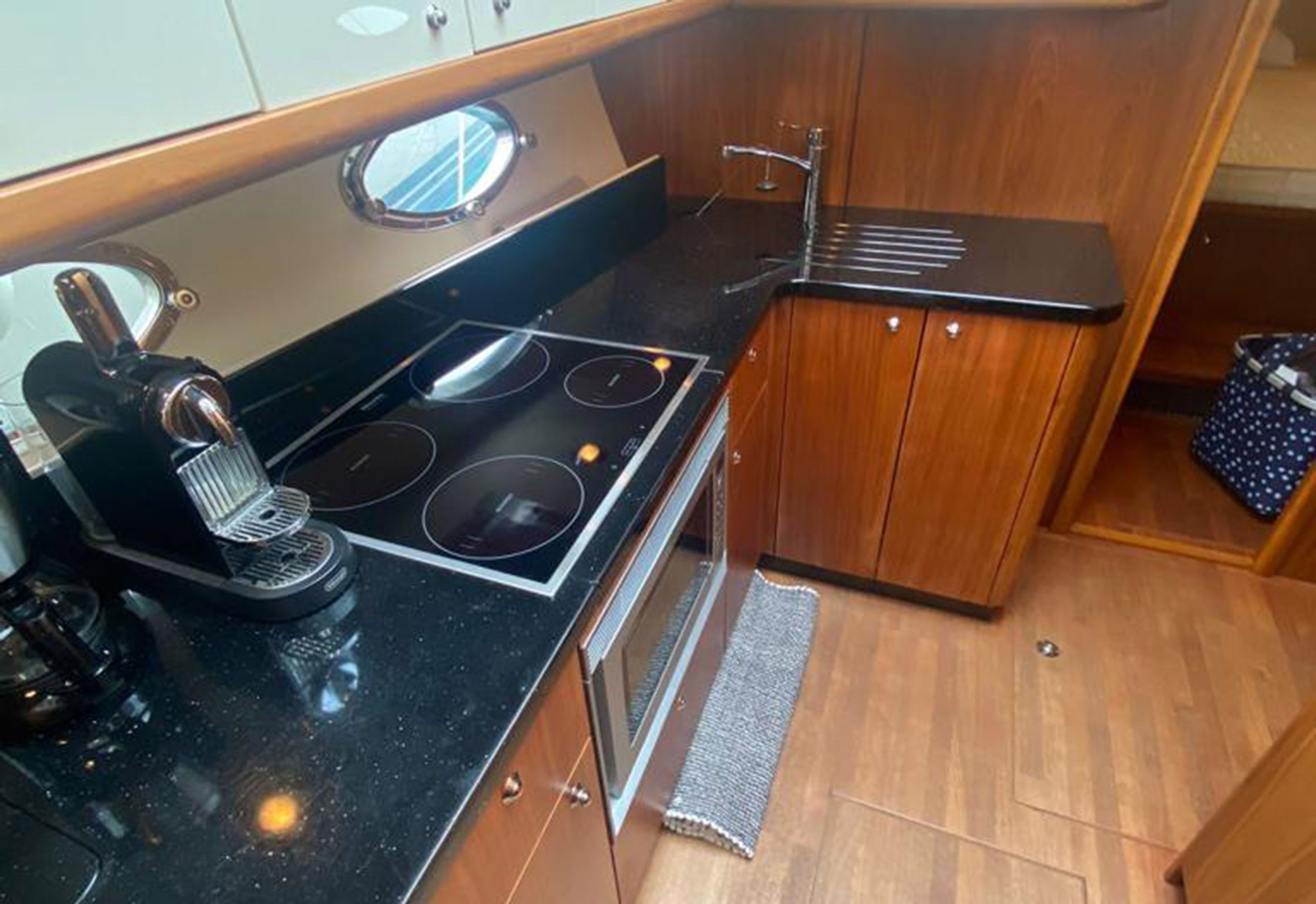 Sunseeker Predator 52 | Aino 2