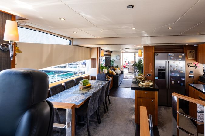 Sunseeker Manhattan 73 | Aino