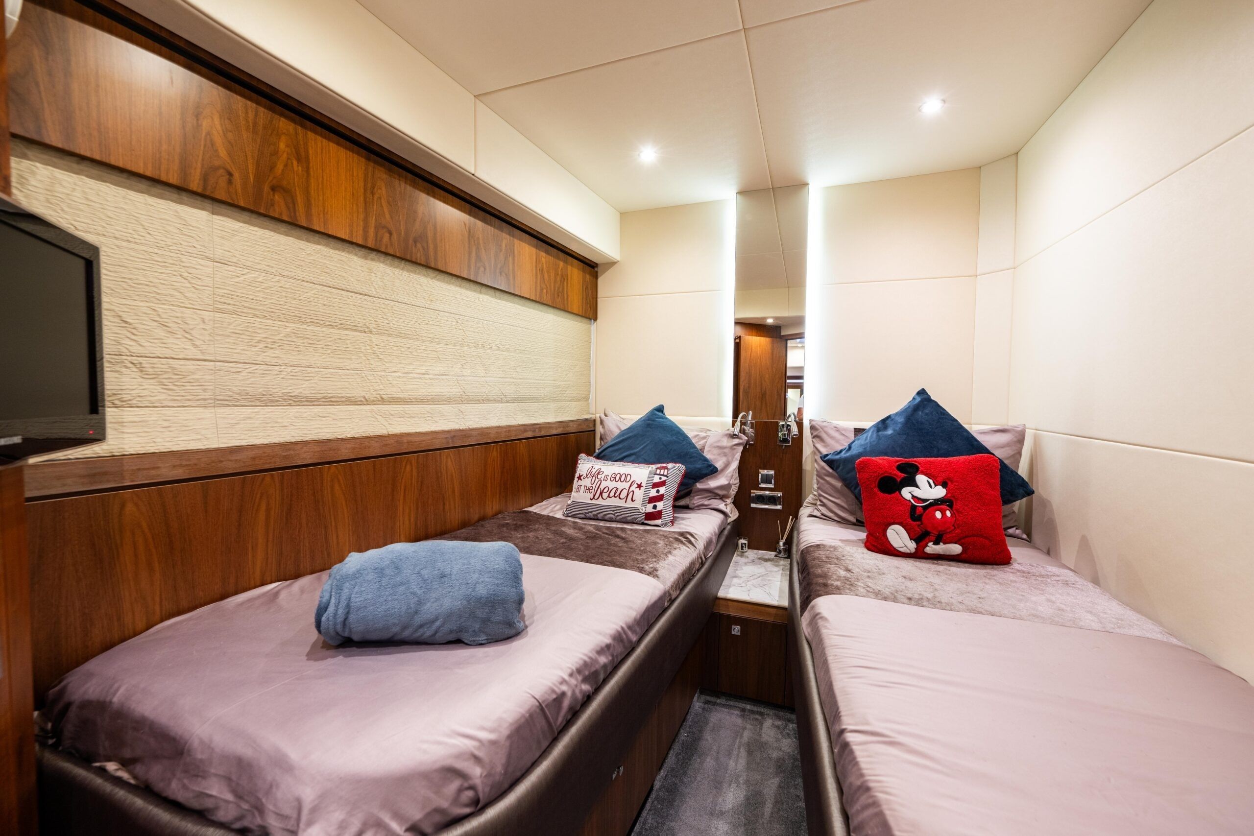 Sunseeker Manhattan 73 | Aino