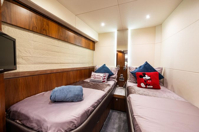 Sunseeker Manhattan 73 | Aino