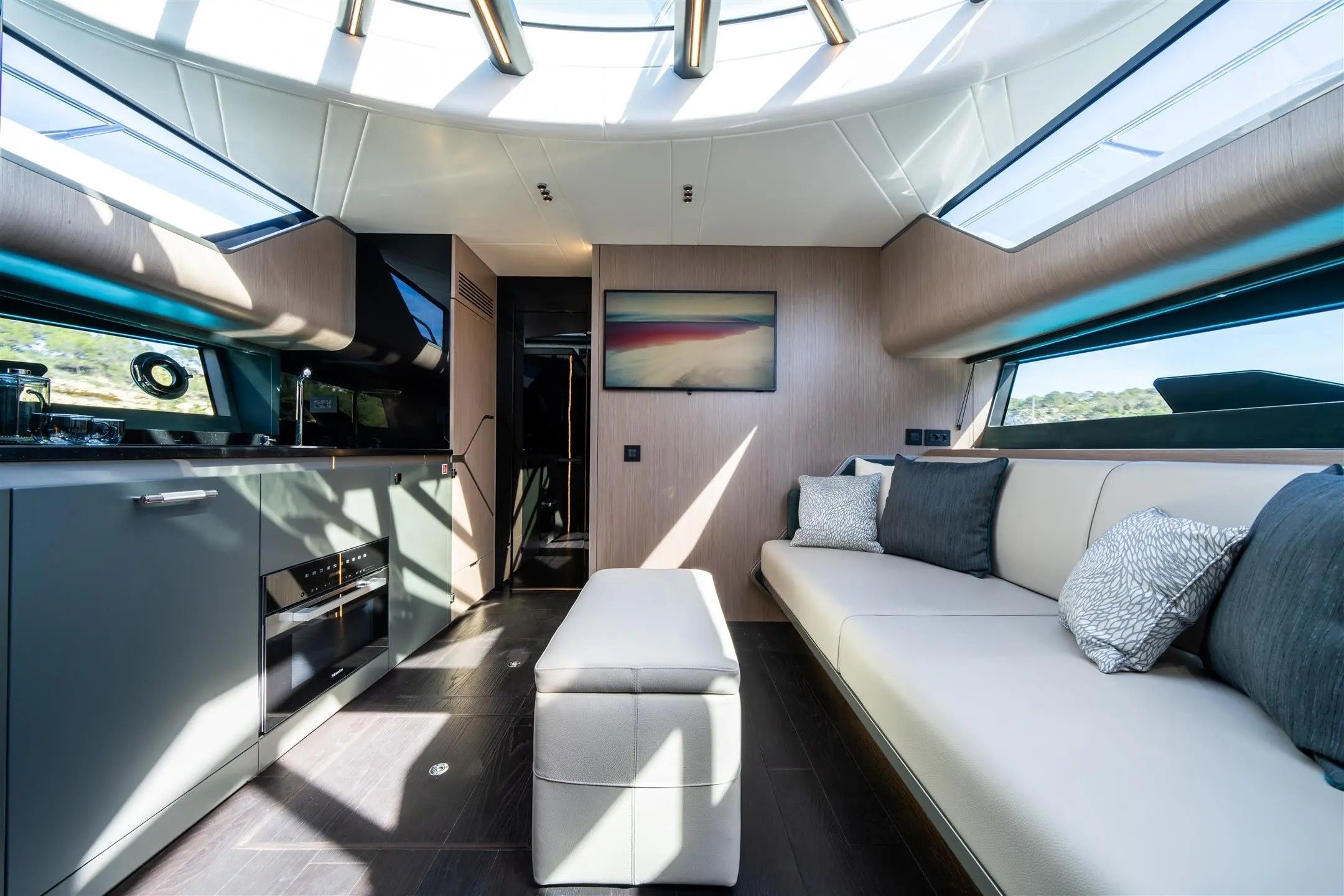 Sunseeker Superhawk 55 | Lord of Jamaica