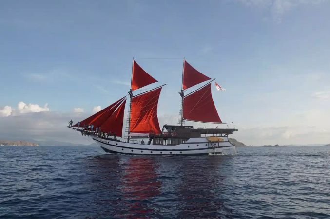 Custom Built Phinisi | Supraba