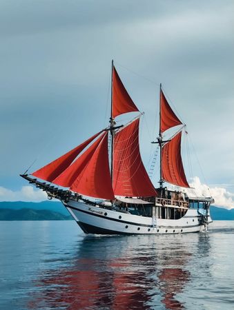 Custom Built Phinisi | Supraba