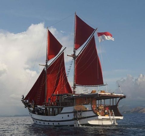 Custom Built Phinisi | Supraba