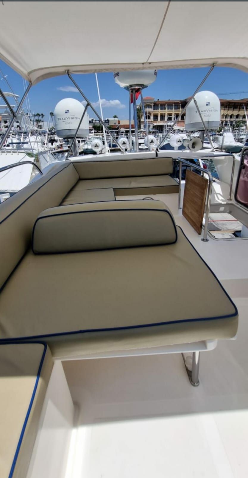 Azimut 38 | Medex