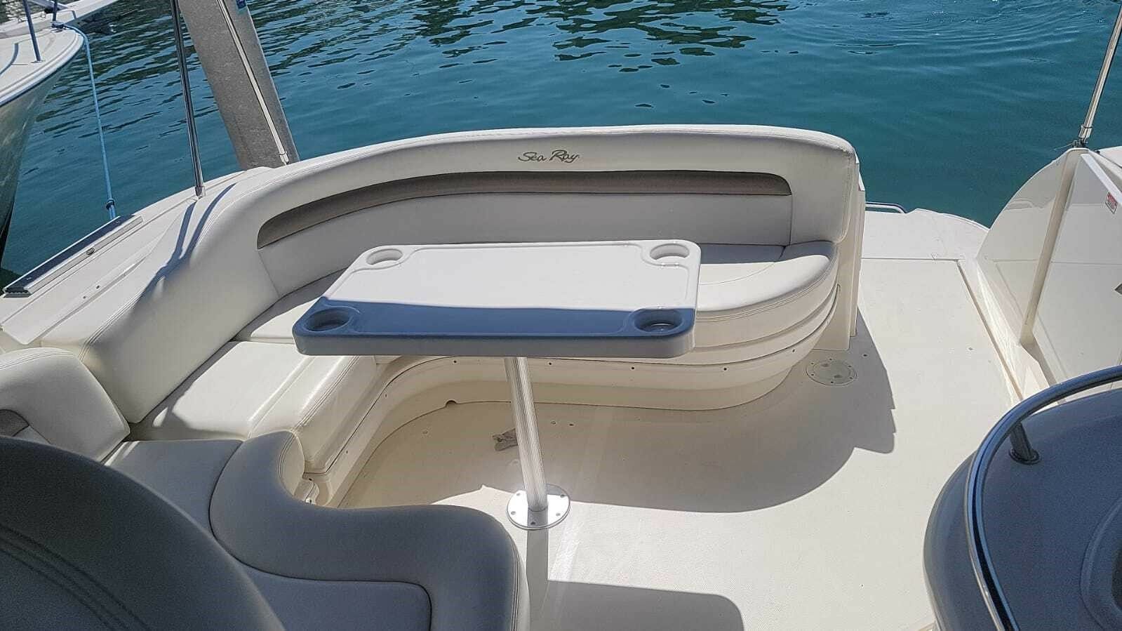 Sea Ray 370 | La Otra Morrita