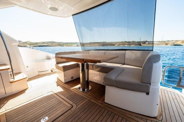 Sunseeker Manhattan 52 | Cruiser Aurora