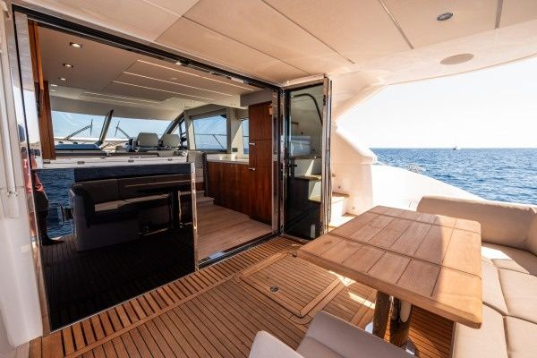 Sunseeker Manhattan 52 | Cruiser Aurora