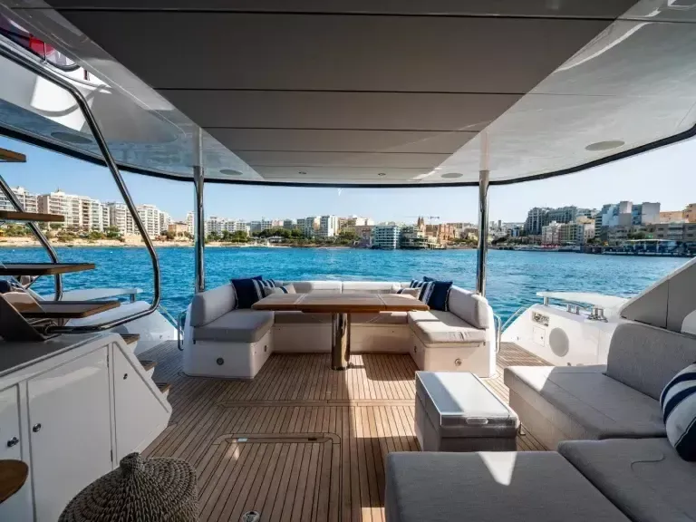 Sunseeker Manhattan 52 | Cruiser Aurora