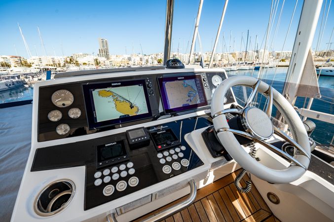Sunseeker Manhattan 66 | Aquanaut